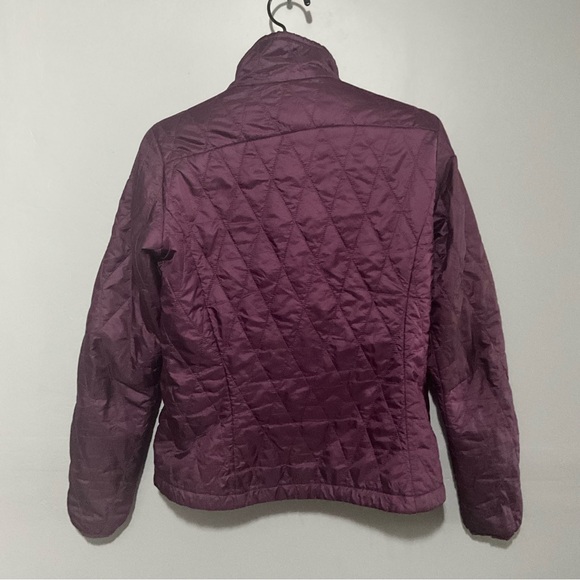 Patagonia lightweight jacket full zip.women’s size M color guinda. - Picture 4 of 12